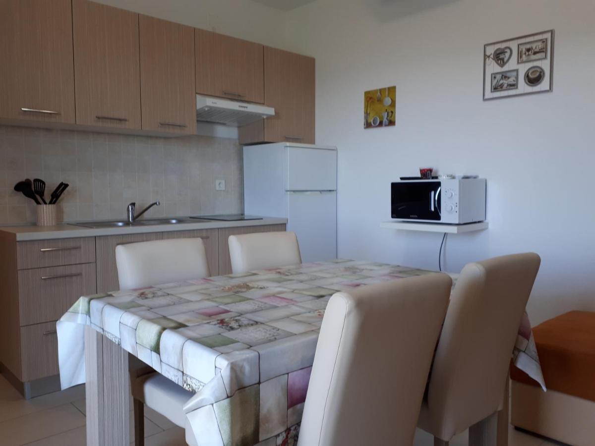 Agata Apartments Novalja Extérieur photo