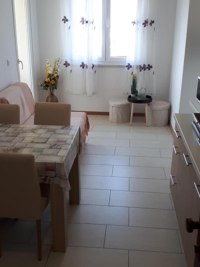 Agata Apartments Novalja Extérieur photo