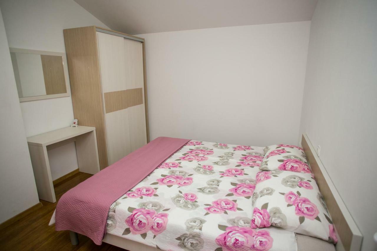 Agata Apartments Novalja Extérieur photo
