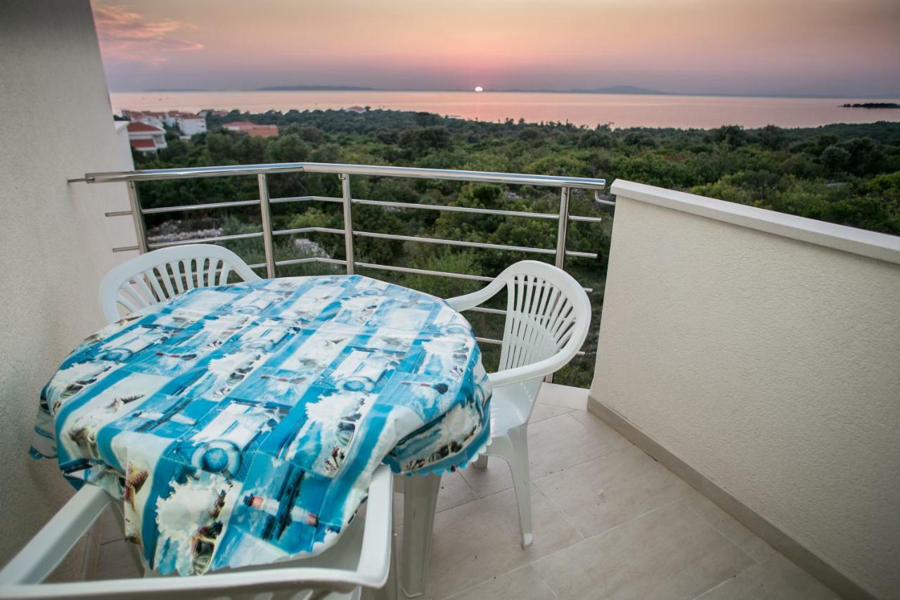 Agata Apartments Novalja Extérieur photo